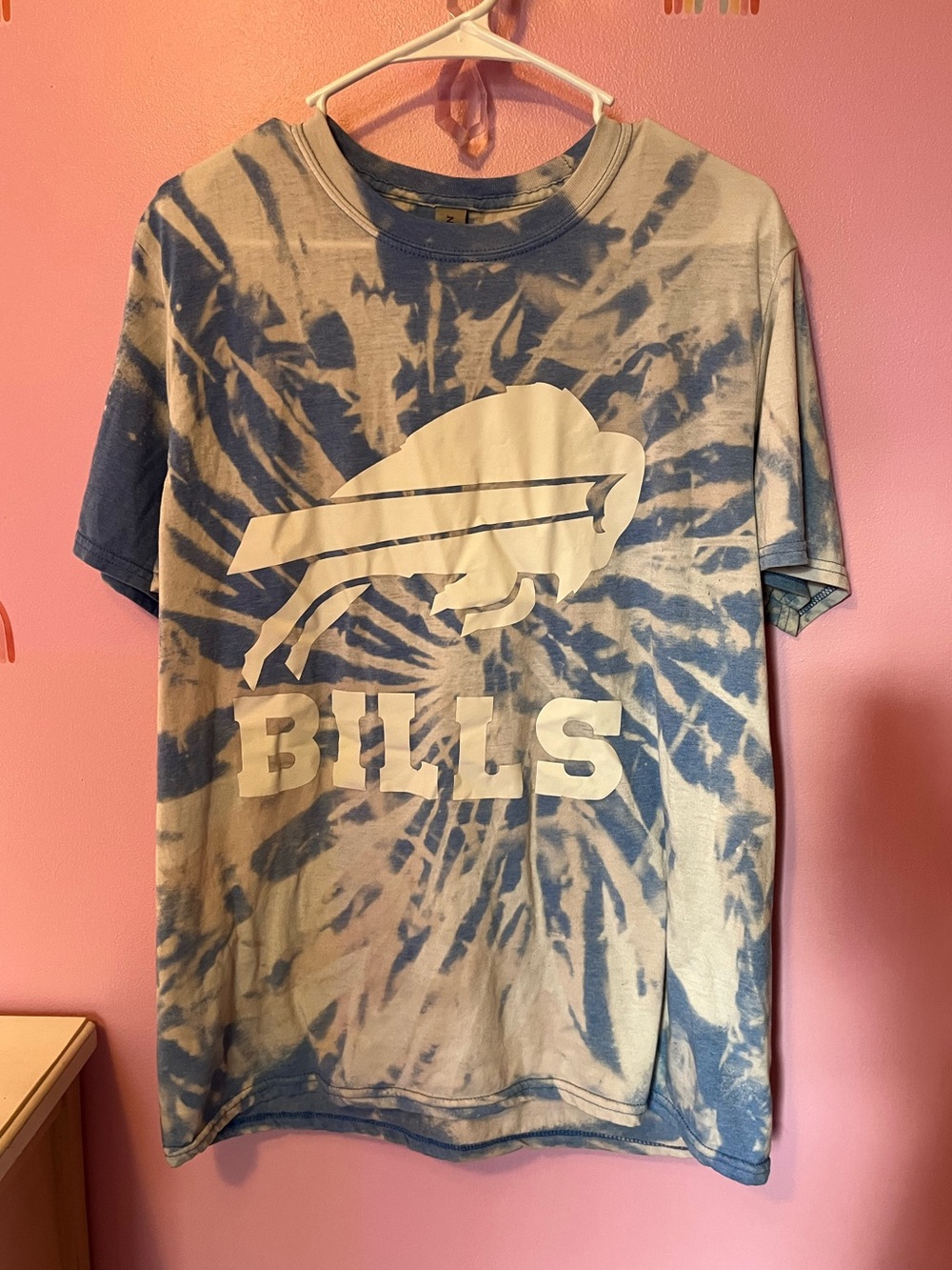 Buffalo Bills women’s bleach dye tie dye tshirt size large